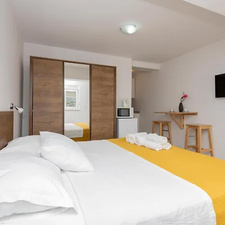 شقة Stunning Apartment In Rogotin With Wifi Rogotin