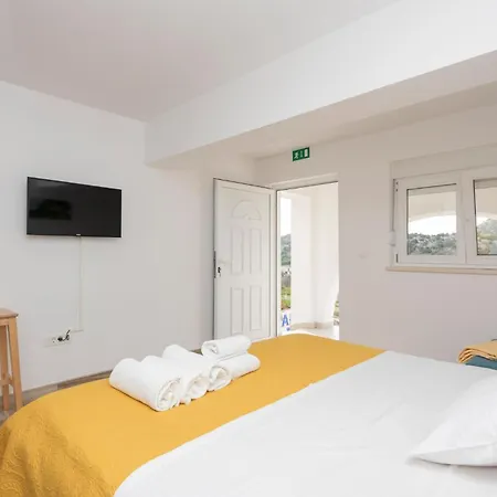 Stunning Apartment In Rogotin With Wifi * Rogotin